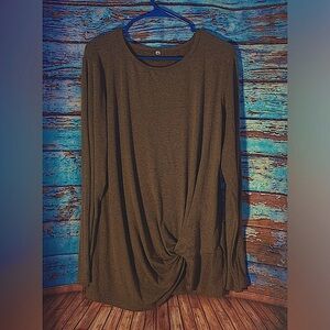 ⚜️’LANE BRYANT’ WOMEN’S BLOUSE/TWIST IN FRONT ⚜️